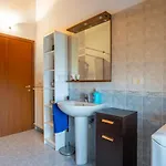 Guesthost - Leisure & Business - Tempo Libero & Business Apartment *