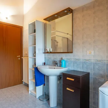 Guesthost - Leisure & Business - Tempo Libero & Business Apartman *